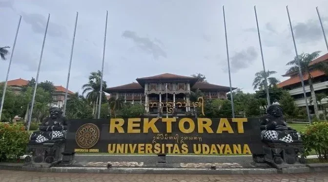 Daftar Kampus Terbaik di Daerah Bali Versi UniRank 2024